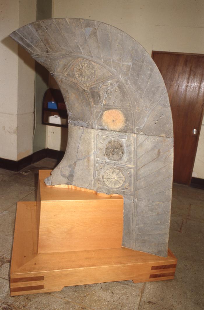 경주 황룡사지 출토 치미 복원 모습