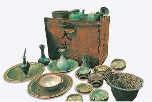 전남 신안 앞바다에서 나온 도자기